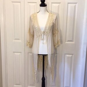 RoomMates Boho Ivory Crocheted Fringe Open Front Cardigan Cover Up Size Medium